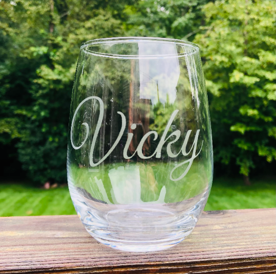 Personalized Etched Wine Glass- Name/Word/Initial